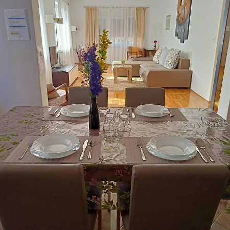 Apartment Tomas,,,Spacious House With Private Parking,Terrace,5G Internet,,,,, Zadar Dış mekan fotoğraf