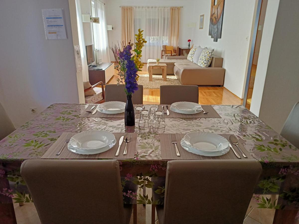 Apartment Tomas,,,Spacious House With Private Parking,Terrace,5G Internet,,,,, Zadar Dış mekan fotoğraf